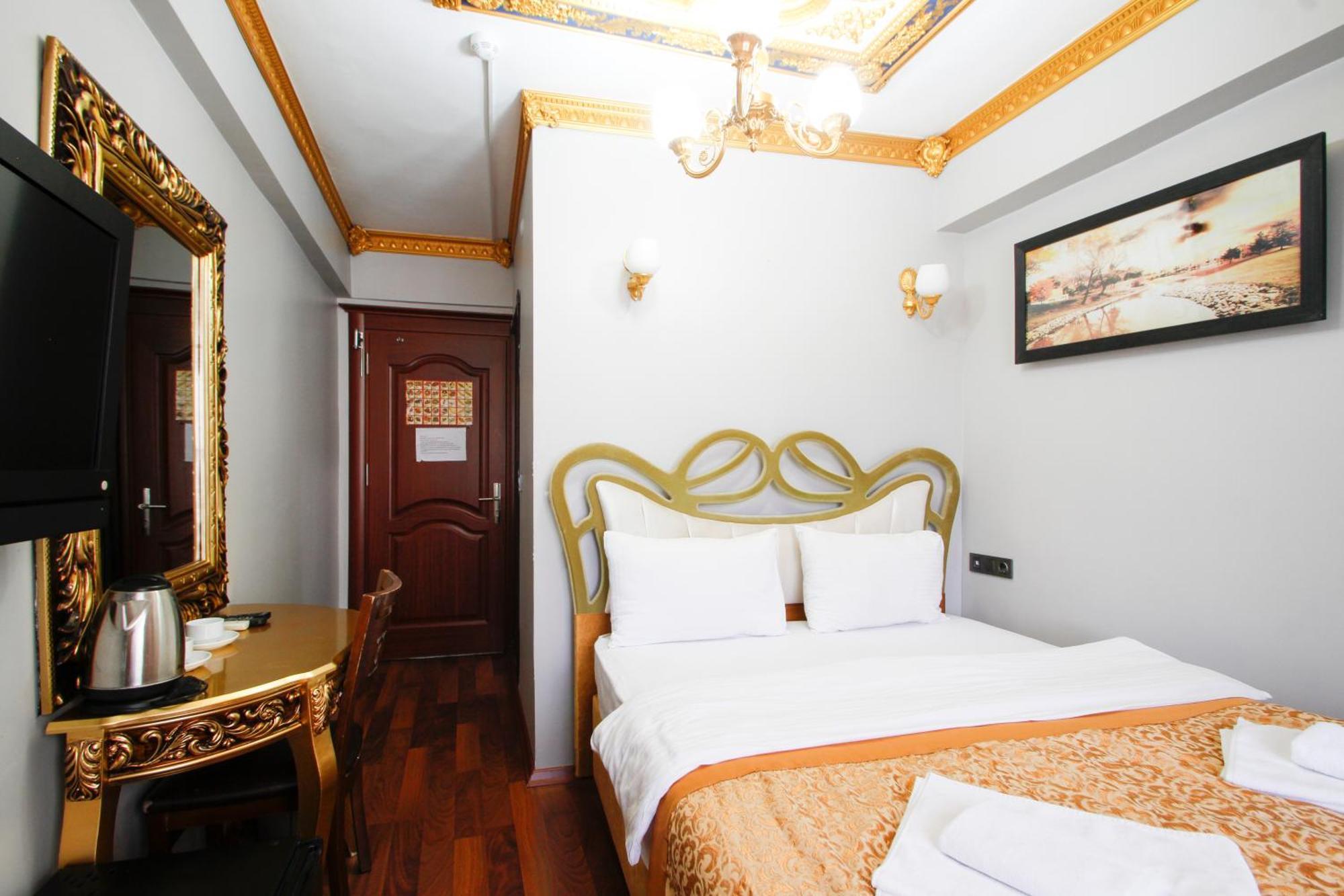 Californiacityhotel Otel